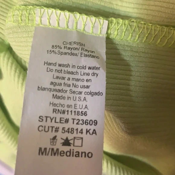 ❌DONATED❌Cherish Lime Green Lettuce Hem Ribbed Crop Top - Picture 12 of 12